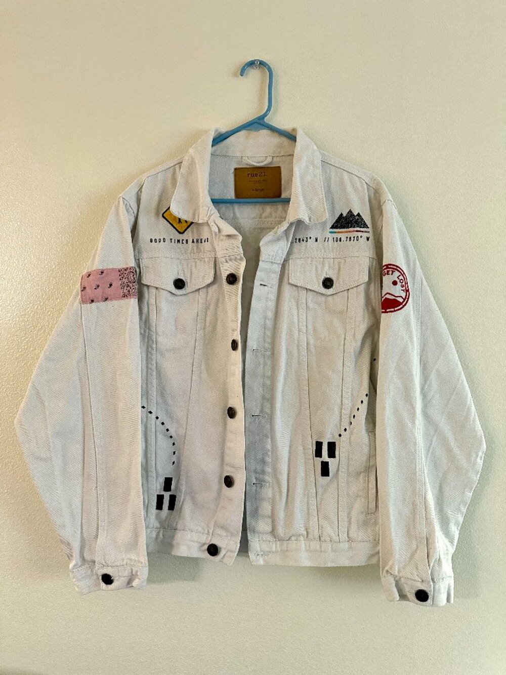 Rue 21 XL White Denim Jacket - Adventure Theme Patchwork and Embroidery Design
